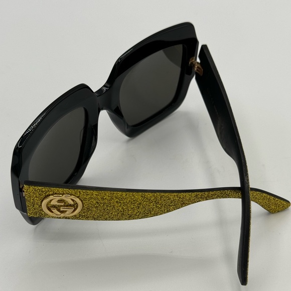 Gucci Black & Gold beautiful design with glitter.